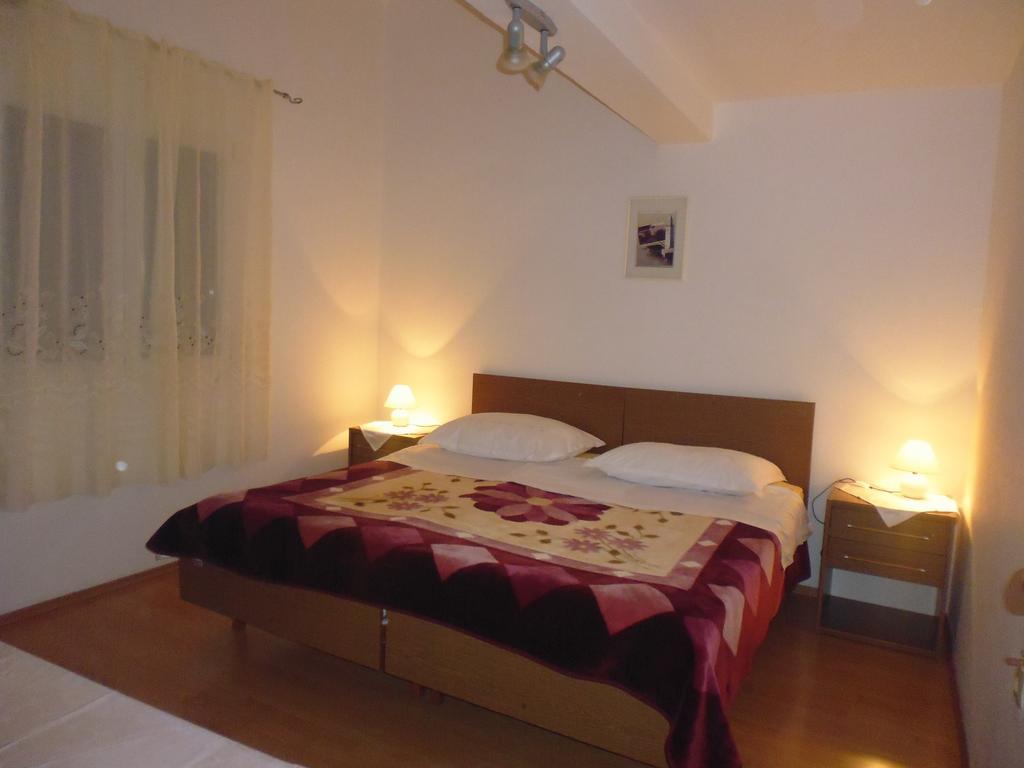 Apartments Jadranka Povile Novi Vinodolski Chambre photo